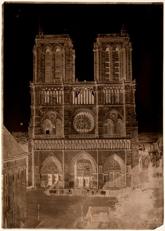 What is Gothic Horror? The Key Elements That Make the Genre Terrifying